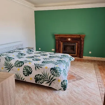 House With Private Pool 5 Minutes From The - Casa Giulia בית נופש מונקאראפאצ'ו