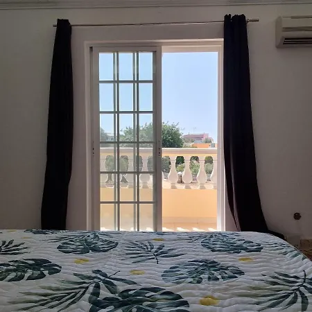 House With Private Pool 5 Minutes From The - Casa Giulia * מונקאראפאצ'ו